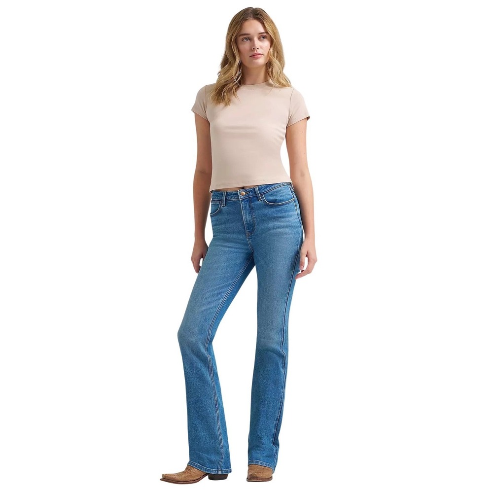 NWT Wrangler Womens High Rise Bootcut Jeans Blue Free to Stretch  Size 12 32L